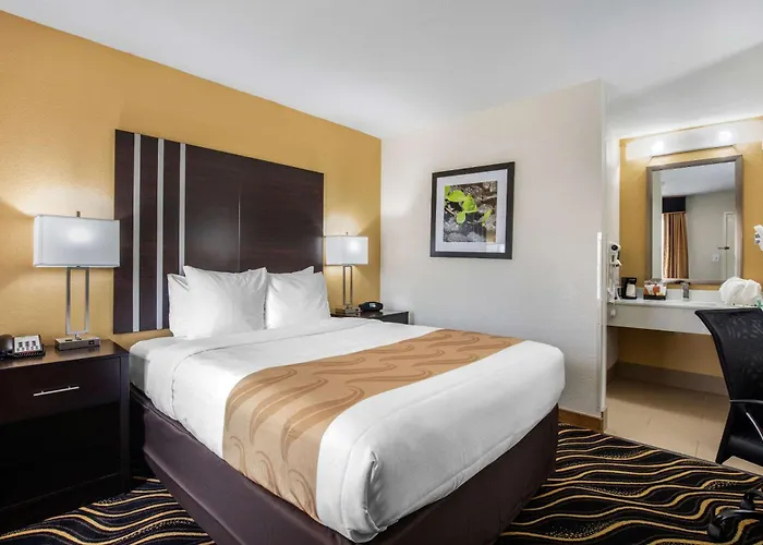 Inn Quality West Worth